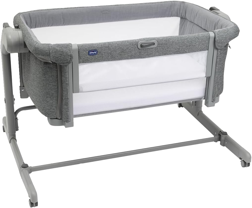 Chicco Next2Me Magic Evo Łóżko boczne łóżeczka dziecięcego z trybem huśtania, odchylanym oparciem, 11 poziomami wysokości, regulowaną wysokością, 4 kółkami, z materacem i torbą podróżną, beżowe