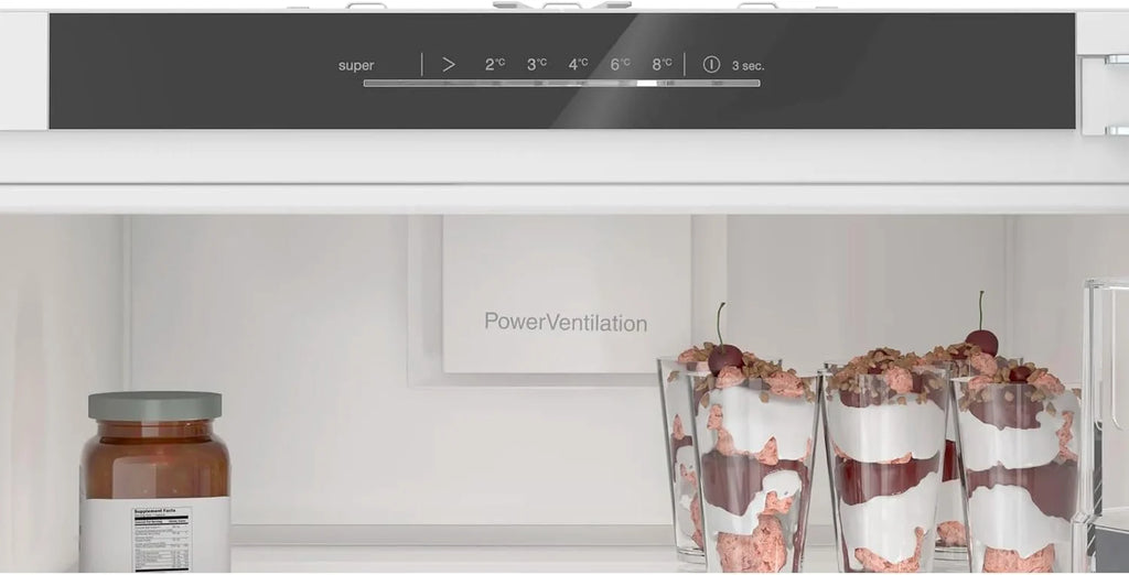 BOSCH Lodówka KIR81ADD0 Klasa D 1,775mX55.8cm Do zabudowy Biała