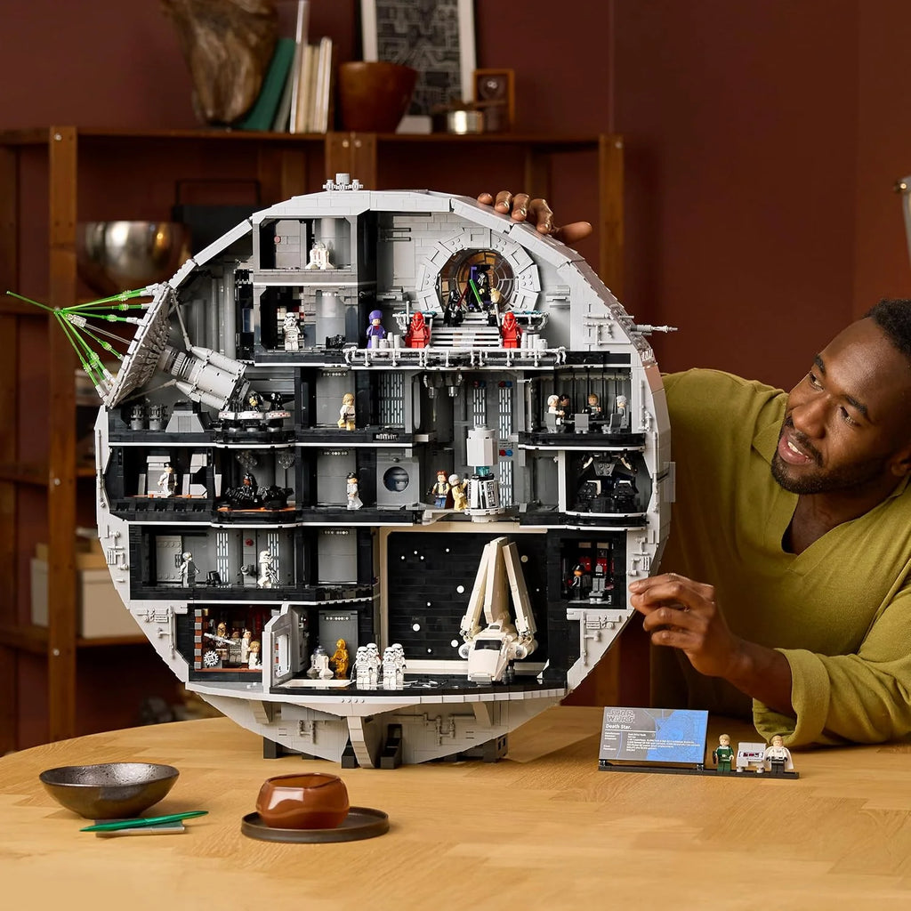 Star Wars 75419 Gwiazda Śmierci – interaktywny model UCS dla dorosłych z 36 minifigurkami, w tym Luke'a Skywalkera, Hana Solo i Dartha Vadera – kolekcjonerski prezent dla fanów i fanek
